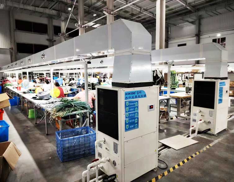 制衣廠區域崗位降溫，安裝蒸發冷省電空調-立式管道機