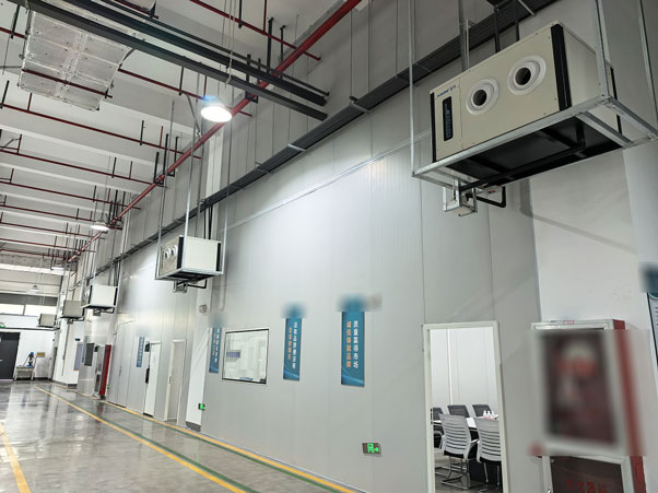 生產(chǎn)車間制冷降溫，安裝蒸發(fā)冷省電空調(diào)-臥式射流空調(diào)機(jī)組